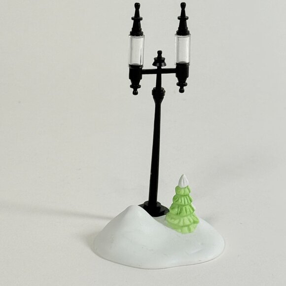 Dept 56 Dickens Village Lamplighter 55778 With Lamp In Box 1999 Vintage - Picture 7 of 13